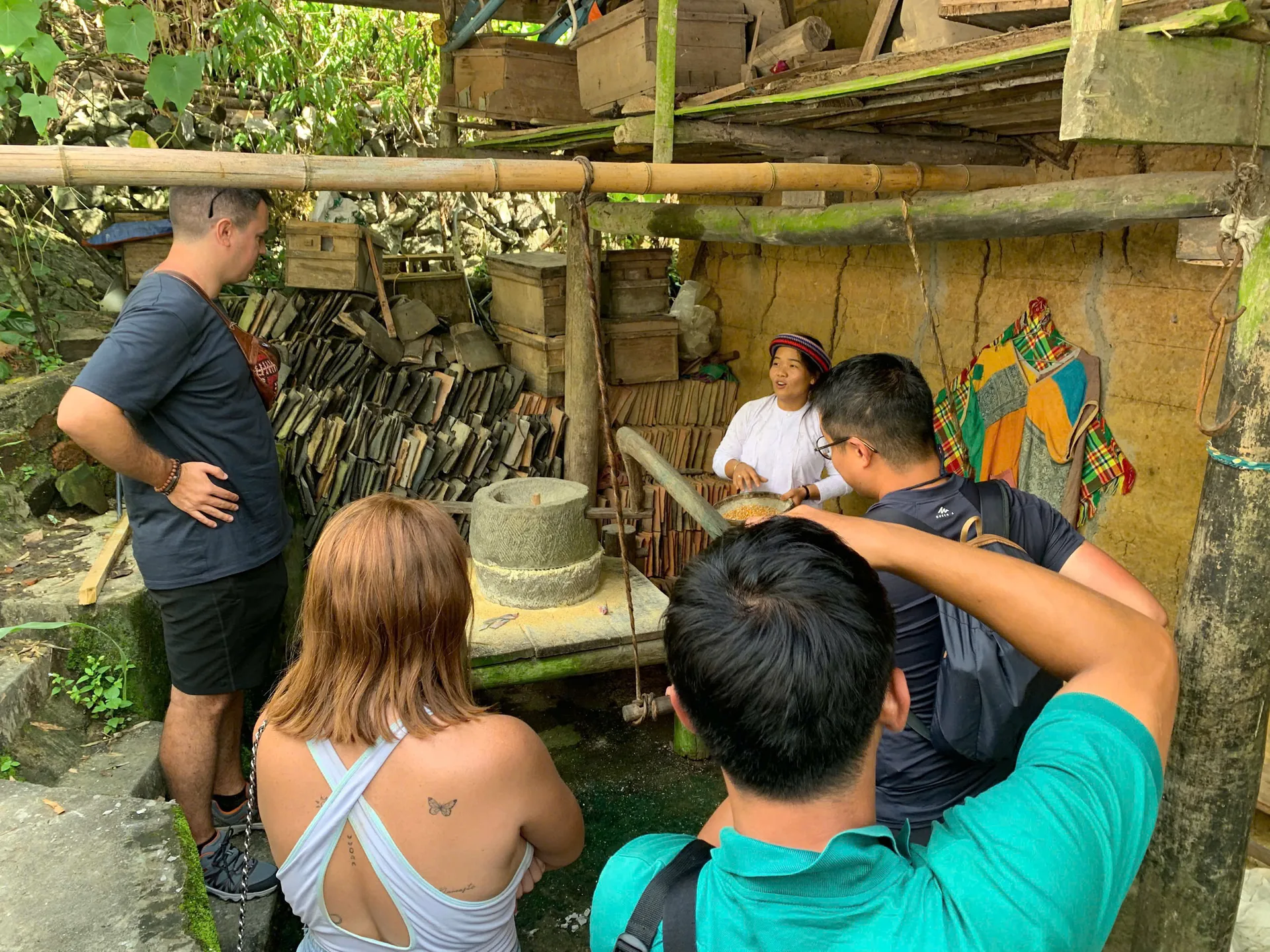 Hemp cloth in Lung Tam village